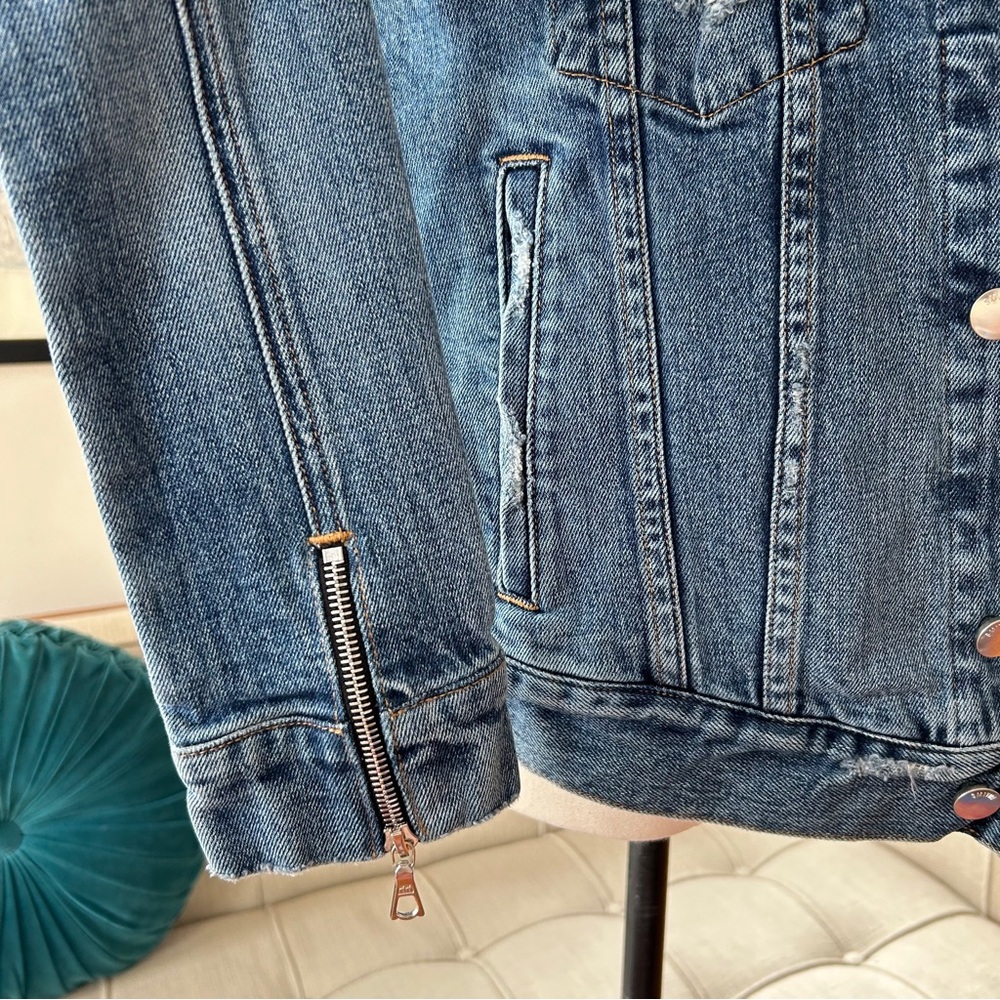 Smithe Denim Jacket - Picture 4 of 10